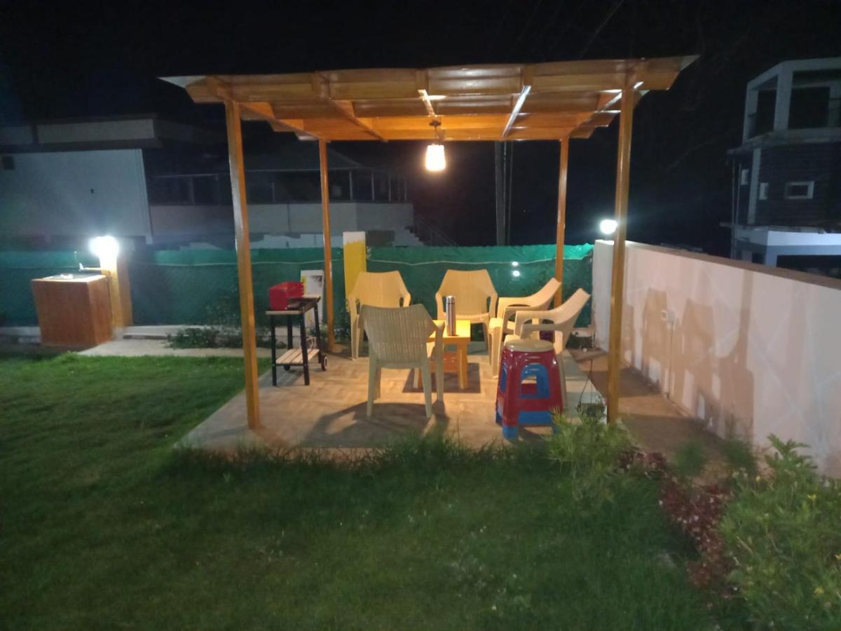 Rose Garden Enclave For Families & Executives Bed & Breakfast Ooty Exterior foto
