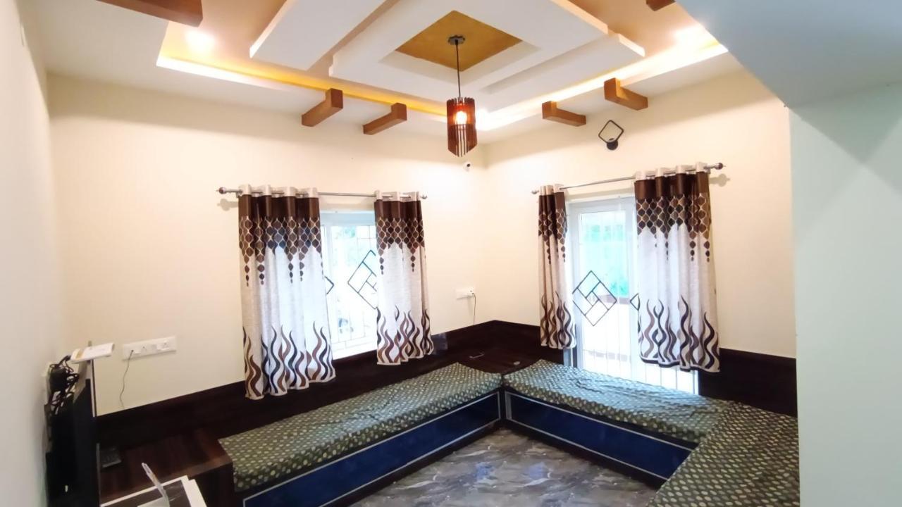 Rose Garden Enclave For Families & Executives Bed & Breakfast Ooty Exterior foto