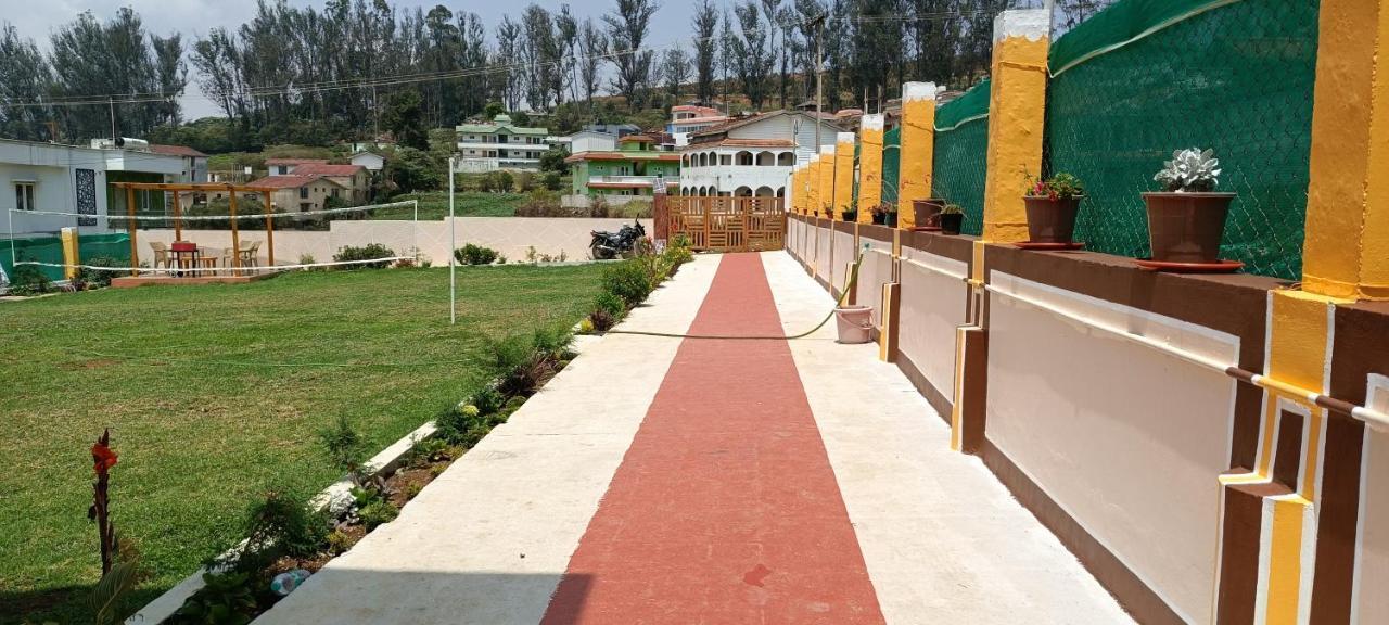 Rose Garden Enclave For Families & Executives Bed & Breakfast Ooty Exterior foto