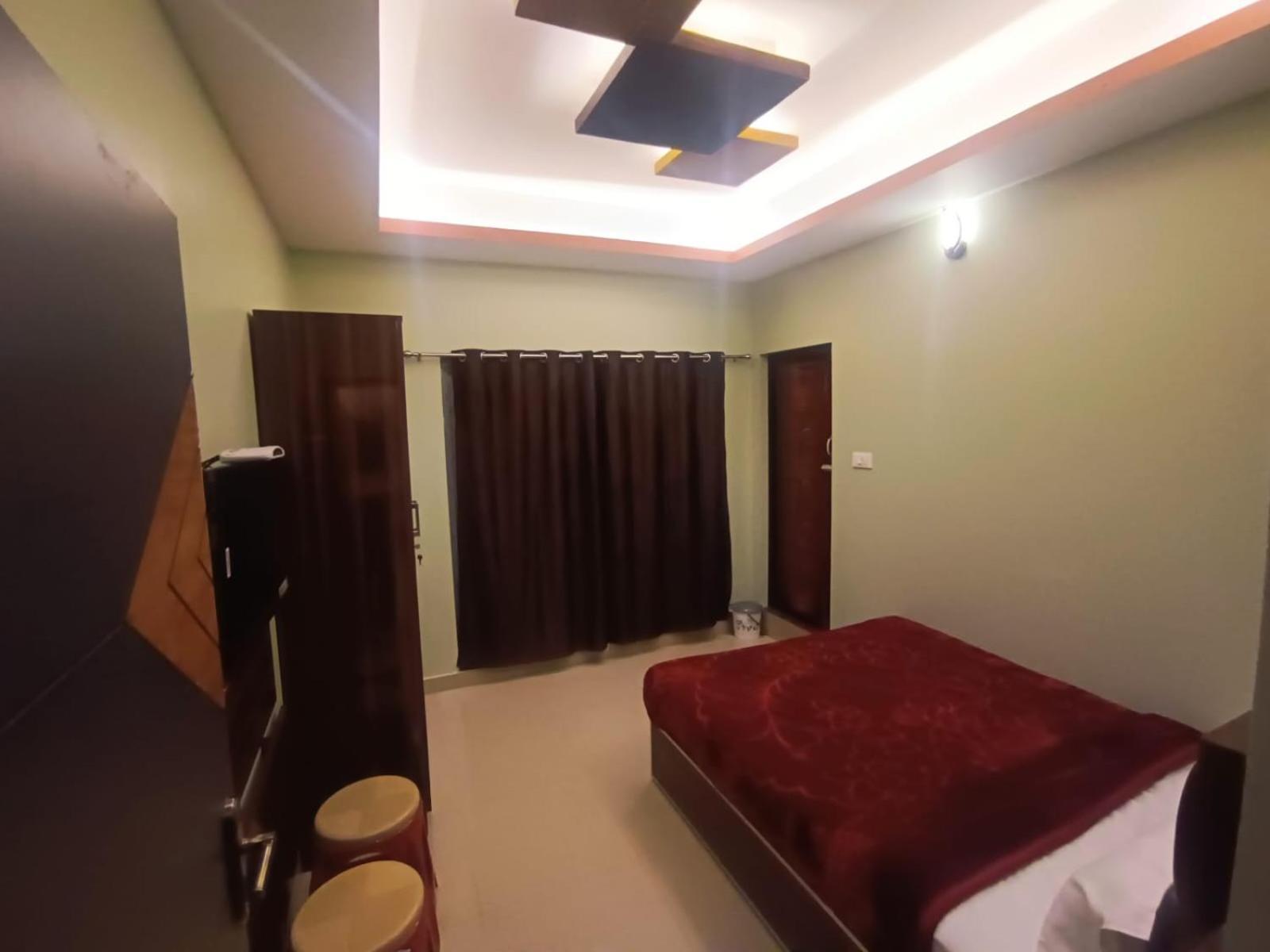 Rose Garden Enclave For Families & Executives Bed & Breakfast Ooty Exterior foto